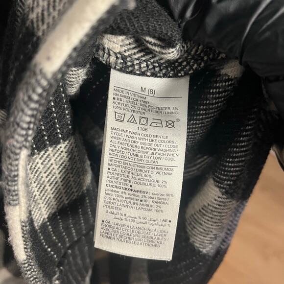 Old Navy Girls Oversized Soft Plaid Shacket Size 8 Black Plaid - Picture 6 of 8